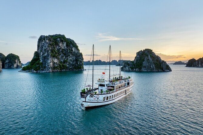 Luxury Halong Bay Cruise Daily Trip - Key Points