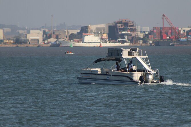 Luxury Harbour Ocean Boat Cruise - Key Points