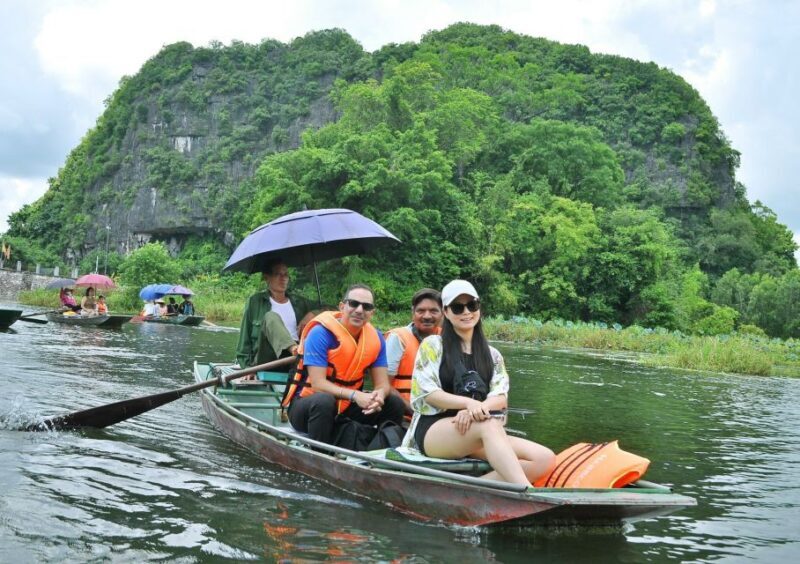Luxury Hoa Lu, Tam Coc & Mua Cave With Limousine Small Group - Authentic Experiences and Hidden Gems