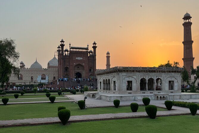 Luxury Lahore Full Day Gateway - Who Is This Tour Best For?