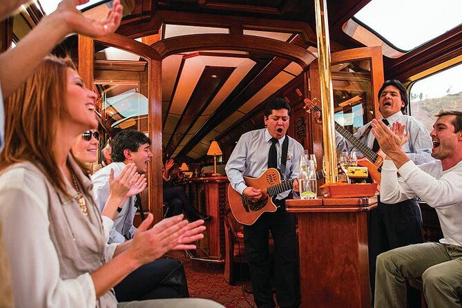 luxury-machu-picchu-tour-by-hiram-bingham-train