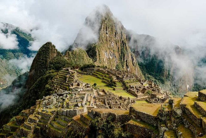 luxury-machu-picchu-tour-by-hiram-bingham-train