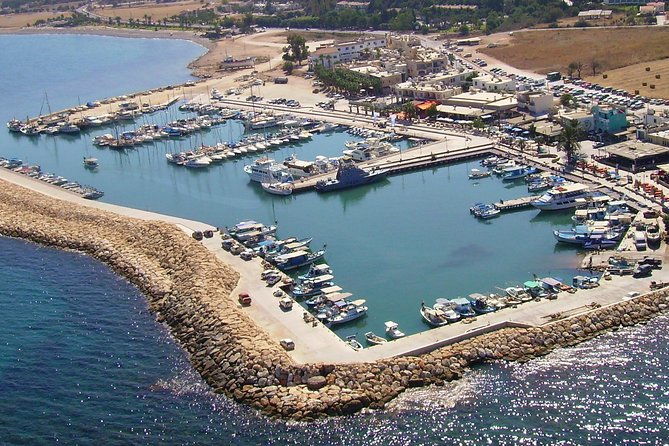 luxury-marinello-26-speedboat-rental-in-latchi-with-free-driver