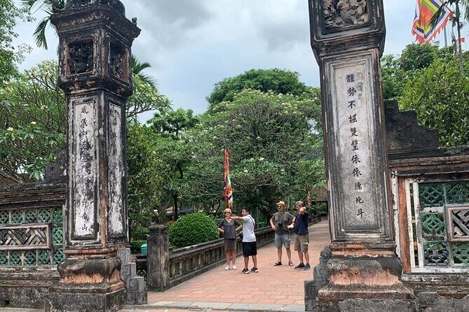 Luxury Ninh Binh Highlights Small Group Day Tour - The Lunch Experience