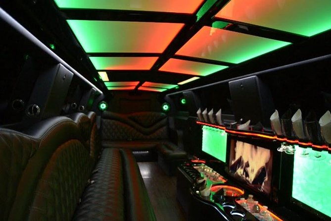 luxury-party-bus-limo-in-miami