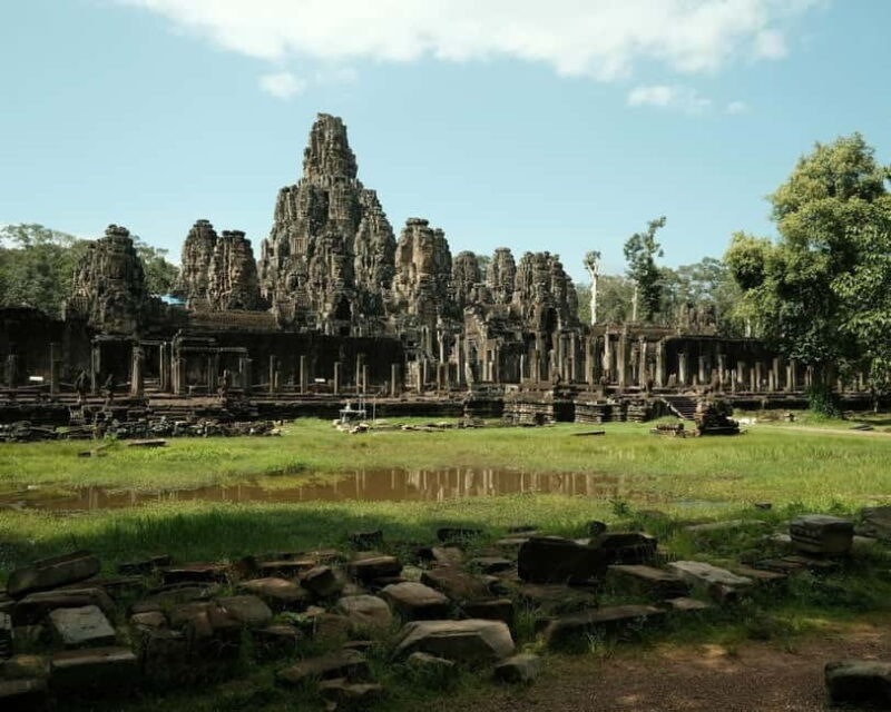Luxury Private 2-Day Angkor Wat with English or German Guide - Discovering the Hidden Charms of Angkor in Comfort