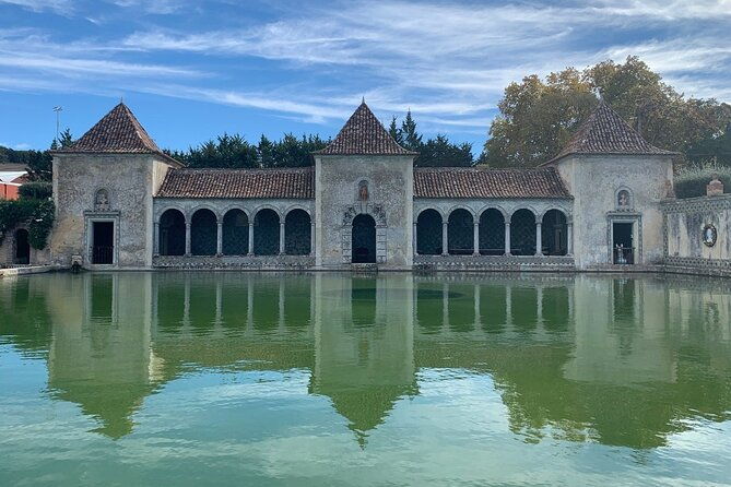 luxury-private-arrabida-tour-and-bacalhoa-palace-with-exclusive-wine-taste