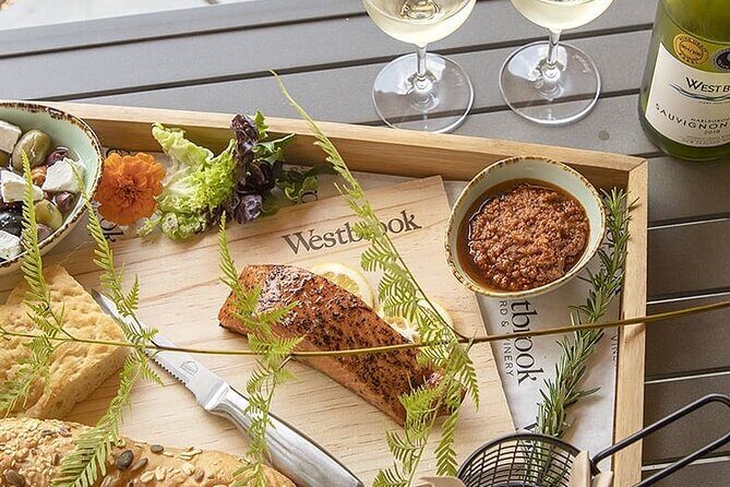 Luxury Private Auckland Wine & Beach Tour with Lunch - What’s Included and What to Keep in Mind