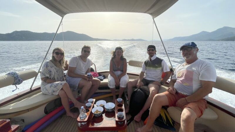 luxury-private-boat-tour-to-elaphiti-islands-4-hours