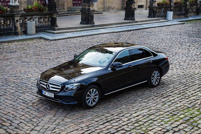 luxury-private-day-trip-from-prague-to-cesky-krumlov-via-hluboka-castle