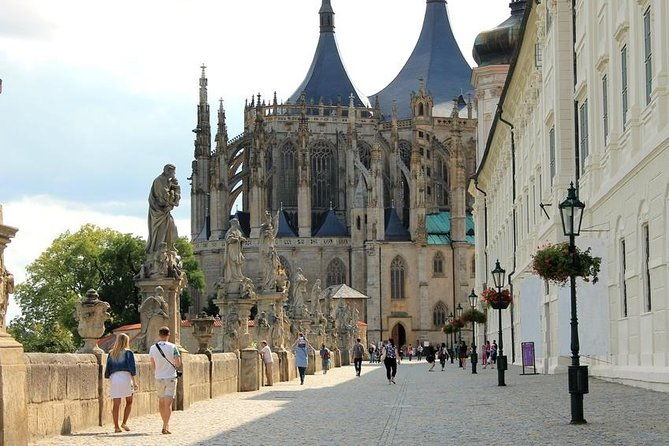luxury-private-day-trip-from-prague-to-kutna-hora
