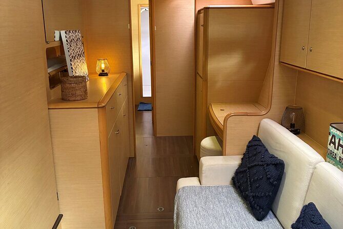 Luxury Private Moorea Cruises Tour - FAQ