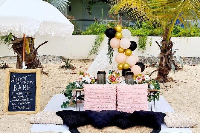 luxury-private-picnic-in-paradise-beach