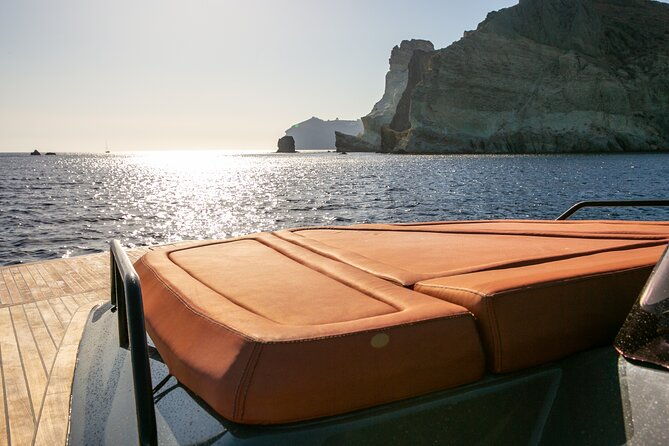 luxury-private-power-catamaran-tour-in-santorini-2