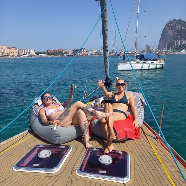 Luxury, Private Sailing Yacht Charter with crew; Half Day - Key Points