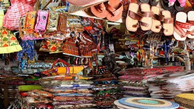 Luxury Private Shopping Tour Chandni Chowk Street Food & Car - Who Will Love This Tour?