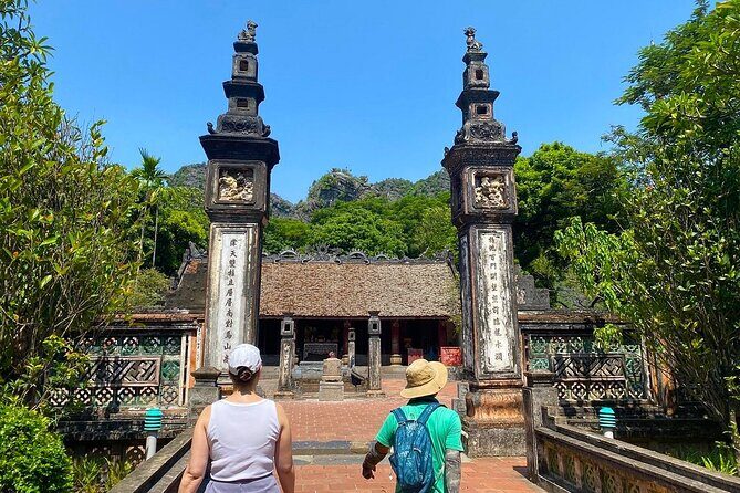 Luxury Private Tour: Quang Phu Cau Incense Village to Ninh Binh - Who Would Enjoy This Tour?