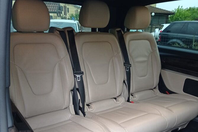 luxury-private-transfer-from-fiumicino-airport-to-rome-center