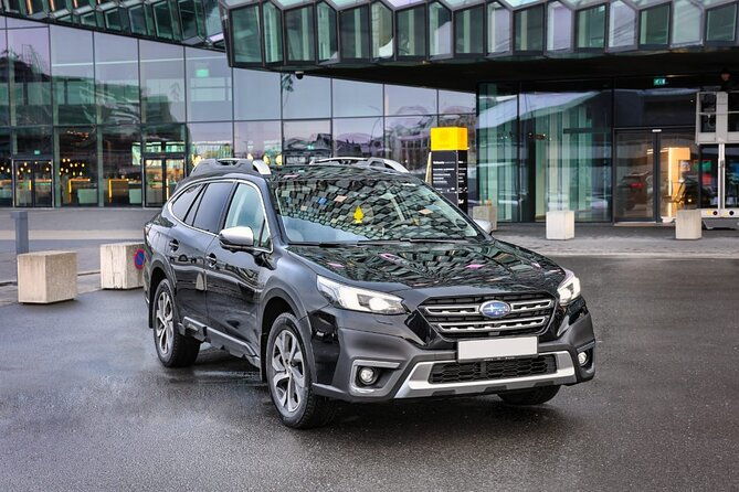 luxury-private-transfer-from-reykjavik-to-keflavik-airport-2