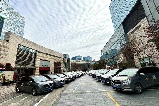 Luxury Private Transfer from Shanghai Pudong Airport to Hotel - Who Should Consider This Service?
