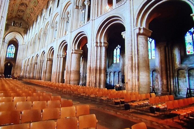 luxury-private-vehicle-day-hire-london-via-duxford-imperial-war-museum-ely