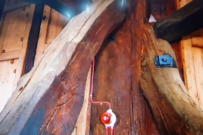 luxury-private-vehicle-day-hire-london-via-duxford-imperial-war-museum-ely