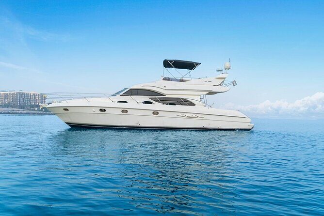 Luxury Private Yatch 52ft Dubai Marina with Pick up & Drop Off - Why Youll Love This Yacht Tour