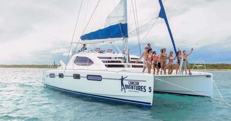 Luxury Sailing and Snorkeling Puerto Aventuras - Key Points