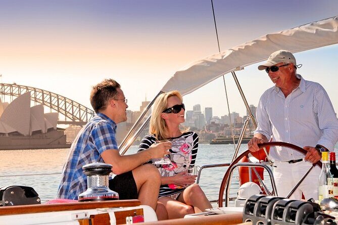 Luxury Sailing Cruise on Sydney Harbour with Lunch - The Atmosphere and Service