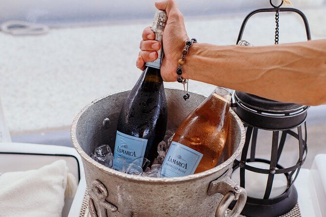 luxury-shared-miami-river-e-boat-cruise-with-wine-and-charcuterie-2