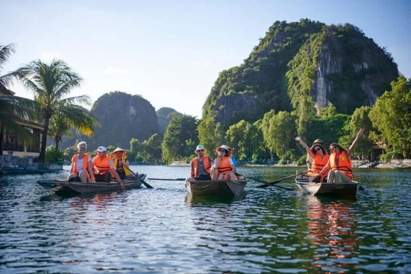 Luxury Small Group Hoa Lu - Tam Coc - Mua Cave Day Tour - What Makes This Tour Stand Out?