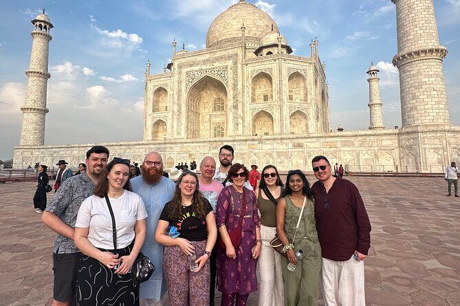 Luxury Taj Mahal and Agra Fort Tour by Train From Delhi - A Detailed Look at the Experience