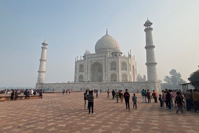 Luxury Taj Mahal by super fast train from Delhi all inclusive - How the Itinerary Unfolds