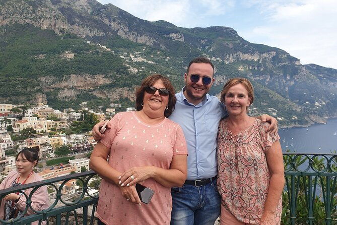 luxury-tour-from-positano-to-pompeii-and-naples-city