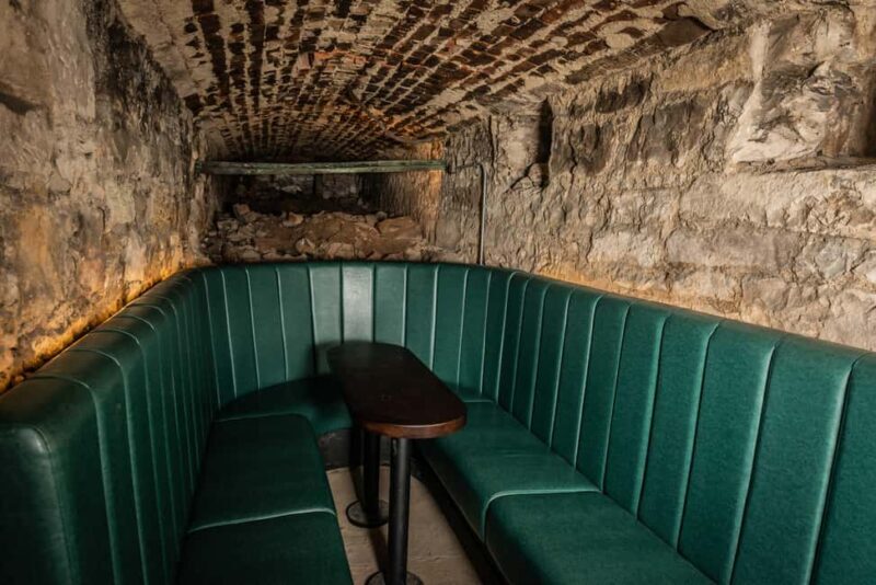Luxury Whisky Tasting in Edinburgh's Underground Vaults - Who Would Enjoy This Tour?
