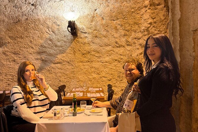 luxury-wine-experience-with-sommelier