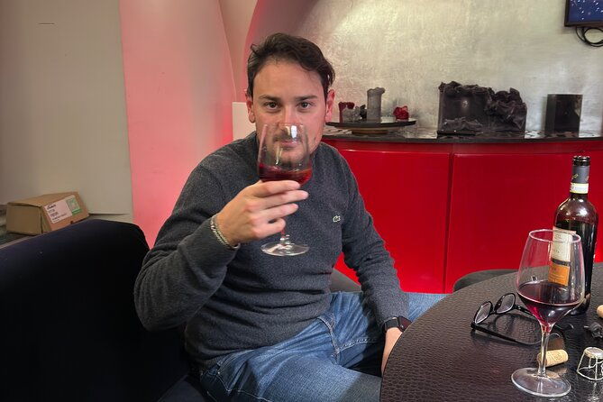 luxury-wine-experience-with-sommelier