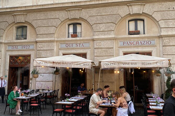 luxury-wine-experience-with-sommelier