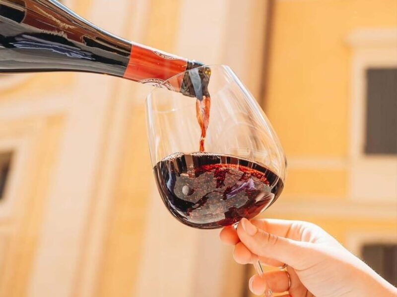 luxury-wine-tasting-in-modena-city-center