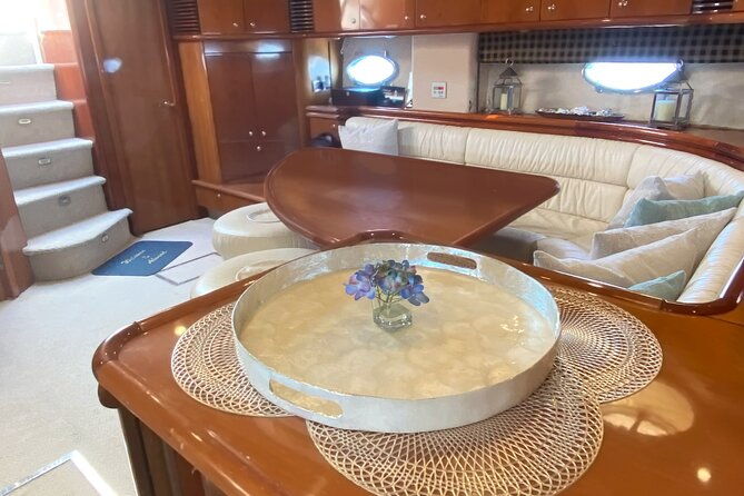 luxury-yacht-65-sunseeker-from-palm-beach
