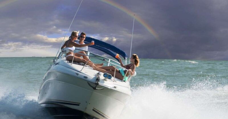 luxury-yacht-experience-on-danube-in-vienna