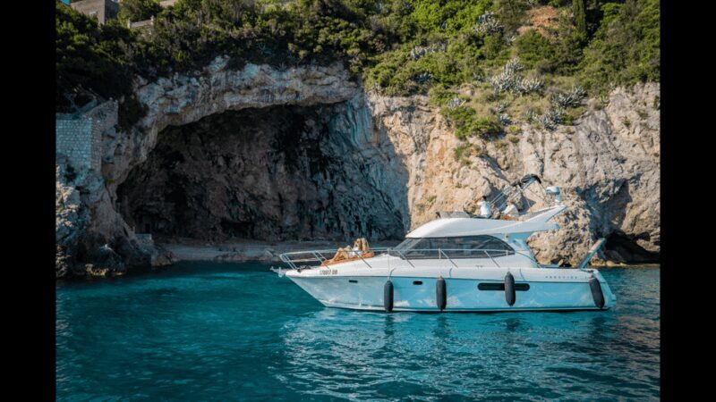 Luxury yacht: Sunset Blue Cave & Elaphite Island Tour - An In-Depth Look at the Experience