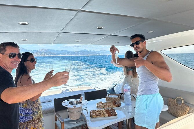 luxury-yacht-tour-amalfi-coast-and-capri-all-inclusive-2