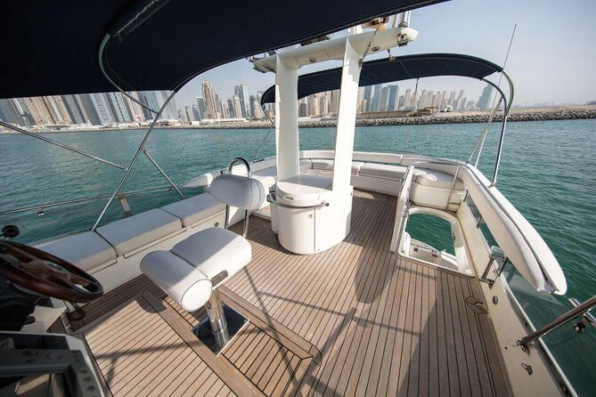 Luxury Yacht Tour Around Palm Island - FAQ About the Luxury Yacht Tour Around Palm Island