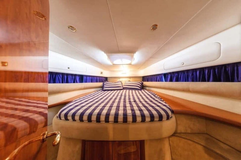 Luxury Yacht | Zakynthos |39ft Cranchi |Private for 9 people - Key Points