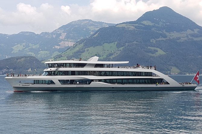 luzern-elegance-private-city-walk-and-lake-cruise-from-zurich