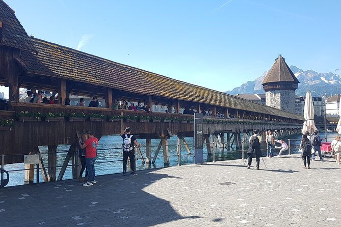 luzern-elegance-private-city-walk-and-panoramic-lake-cruise