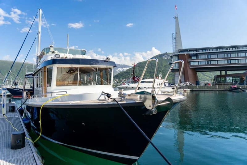 Lyngen Alps: Uløya Island Historic Journey - Discovering Uløya: A Step-by-Step Look at the Tour