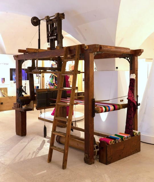 Lyon: admission ticket to Brochier Soieries Silk Museum - Key Points