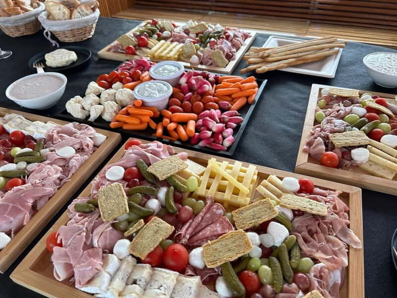 Lyon: Brunch on the Sâone River - Key Points